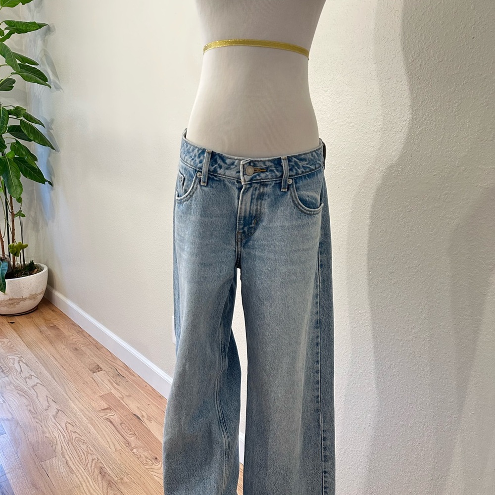 Levi Low Loose - Picture 2 of 4